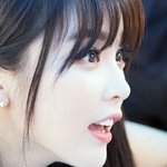 아이컨택 완전 <b>스윗</b>한 가수ㅠ