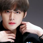 <b>아이돌력</b> 넘치는 박지훈