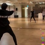 [EXO] 왕신난 <b>차녀</b>리 찍는 작은 준코튼씨 좀 보셈