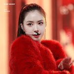 [댓글부탁해] <b>손나은</b> 레드색도 잘받네