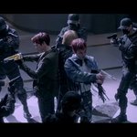 [EXO] 진지하게 내가 <b>총알받이</b>해줄수있다는련 손✋