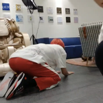 [방탄소년단] 뒤에 아티스트들 앨범 걸려져있는거