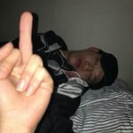 [댓글부탁해] 민증 떼 풀린 고삐