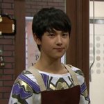 나 새벽부터 자꾸 <b>코피</b>흘리는데 어캄