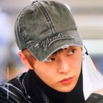 [EXO] <b>양키</b>키스 써 있는거 보니까 엠엘삐 아녀?