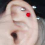 귀<b>바퀴</b> 피어싱 백퍼 사선이지?
