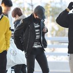 [시우민] 시우민 <b>맨발</b>이랑 구두 신었을때 다리길이 차이