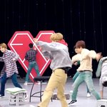 [EXO] 애들 막춤 추는거 ㅈㄴ 웃겨ㅋㅋㅋㅋㅋㅋ