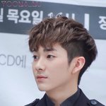 [드루와] 뉴이스트 <b>아론</b>은 예전 스타일링이 찰떡인듯