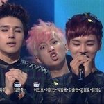 [댓글부탁해] 엔터톡 톡선랭킹글에서 카메라 원샷받게하려고 비켜주는...