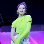 웬디 <b>의상</b> 대박이다ㄷㄷㄷ