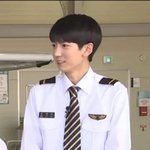 얘 <b>정국</b>이랑 조카 닮았지않냐