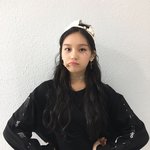 여자친구 엄지 엄청 예뻐졌다