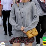 [드루와] 베이지색 가디건으로 살까?너무 <b>칙칙</b>함?