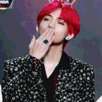 +)뷔 <b>레카</b>때랑 수상받은후 차이