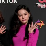 [댓글부탁해] 남자들은 트와이스 <b>쯔위</b>급으로 예쁜여자 보면
