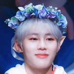 [드루와] 하성운 귀 <b>한쪽</b> 어디가써어????