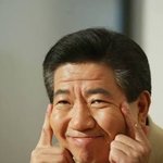 이거 눈찢는제스처 동양인 <b>비하</b>하는거 맞지?