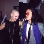 예술하신 분들이라 아들까지 예술로 낳으셨구나