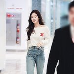 같은 샤넬 니트 입은 제니와 지민