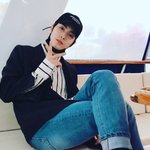 뉴<b>종현</b> 너무 잘생김