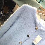 쇼핑왓는데 이 옷 살까말까 ㅠ
