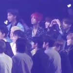 워너원 수상소감에 하트 날리는 거ㅋㅋㅋㅋㅋ