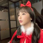 <b>산타</b>로 변신한 홍진영