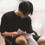 [<b>엔터</b>톡] 와 정국 앉아있는데