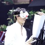 화보같은 박보검 크리스마스 착장.jpg