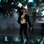 [19] 오늘자 충격적인 카이 <b>의상</b>