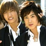 오늘 데뷔 15주년 맞이한 그룹