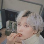 [드루와] <b>오묘</b>하게 분위기있는