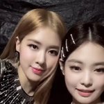 [댓글부탁해] 로제랑 제니 얼굴 <b>존예</b>