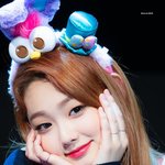 세상 반짝이는 우주<b>여신들</b>