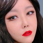 <b>화사</b> 메이크업 (feat. 윰댕)