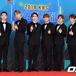[<b>경수</b>] 가요대축제 기다리는 즁