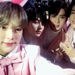 [NCT] <b>비주얼</b>팀 셀카 보고 가세요
