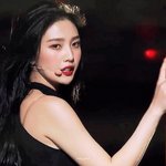와 <b>허쉬</b>무대 다시보는데
