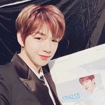 [강다니엘] 어제 강다니엘이 공카에 올려준 셀카