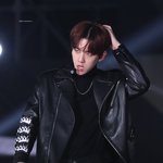 [EXO] 이래서 연말 백현  연말 백<b>현하</b>징