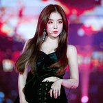 <b>야</b> 이정도면 그냥 <b>인형</b> 아니냐?