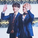 유니폼 맞춰입은 닉 <b>주디</b>