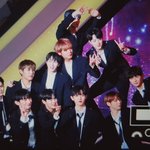 [모두드루와] 공식활동 <b>종료</b>한 워너원 가요대제전 새해 타종 <b>직후</b>...