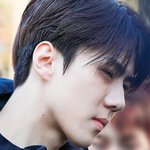 [EXO] 얘는 뭔 얼굴에 난 <b>상처</b>까지 존잘이냐