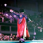 [인피니트] 열마마 인형 던지는 <b>뒤태</b> 넘나 매력적