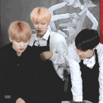 [방탄소년단] 어깨 부딪힌 <b>거</b> 봐ㅠㅠㅠㅠ