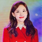 <b>남자</b>들이랑 <b>눈</b>을 못 마주치겠어.... 도와줘