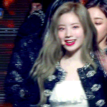 트와 <b>다현</b> 코 이쁜편이지??