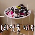 저 <b>탁자</b> 이름이뭐야?